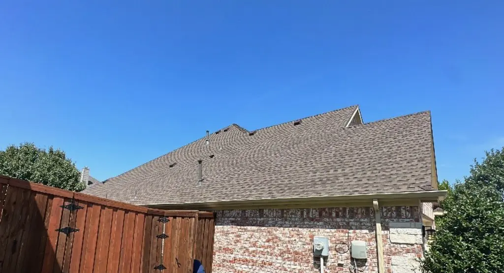 Completed roof replacement project in Land O' Lakes